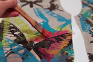 how to paint on fabric